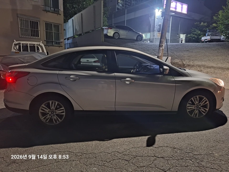 포드 포커스 세단 2.0 디젤 트랜드 수출 견적 참고 · 2013년식 170,000km 거래사례 실제 거래 차량